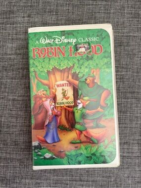Disney's Robin Hood VHS